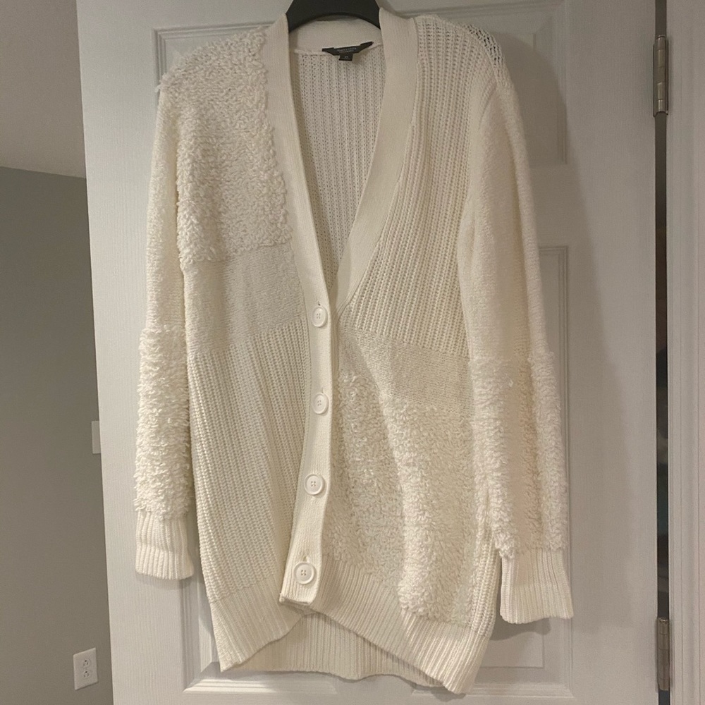 Simply Vera button up fluffy cardigan M